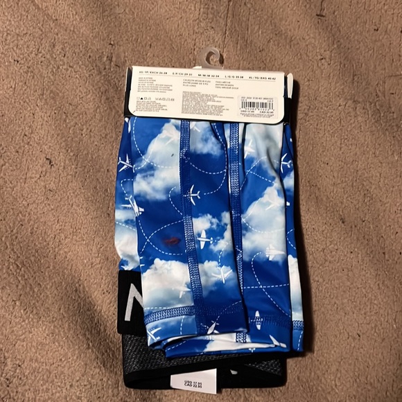 I accidently bought a pair of American Eagle Boxer Briefs that don’t fit me. - Picture 2 of 5